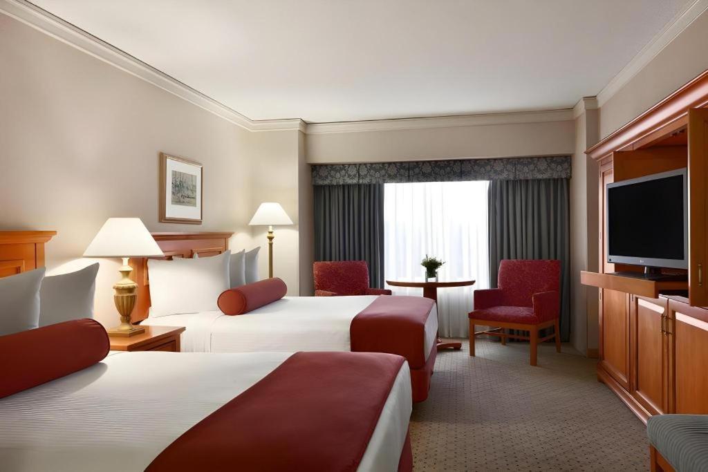 Harrahs Hotel Reno Bagian luar foto