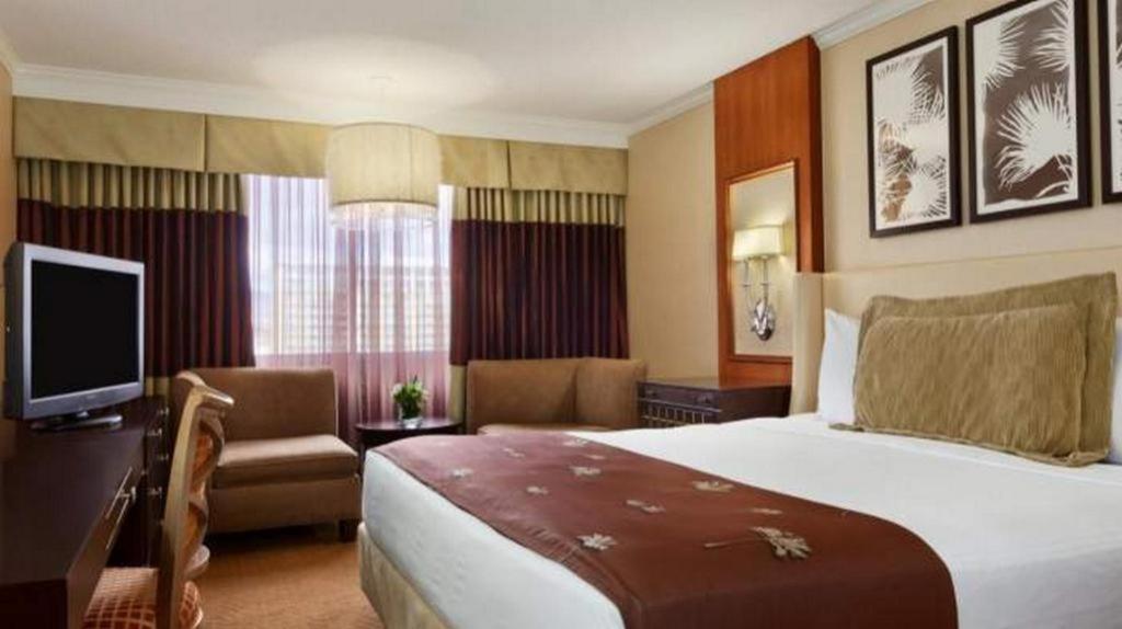 Harrahs Hotel Reno Bagian luar foto