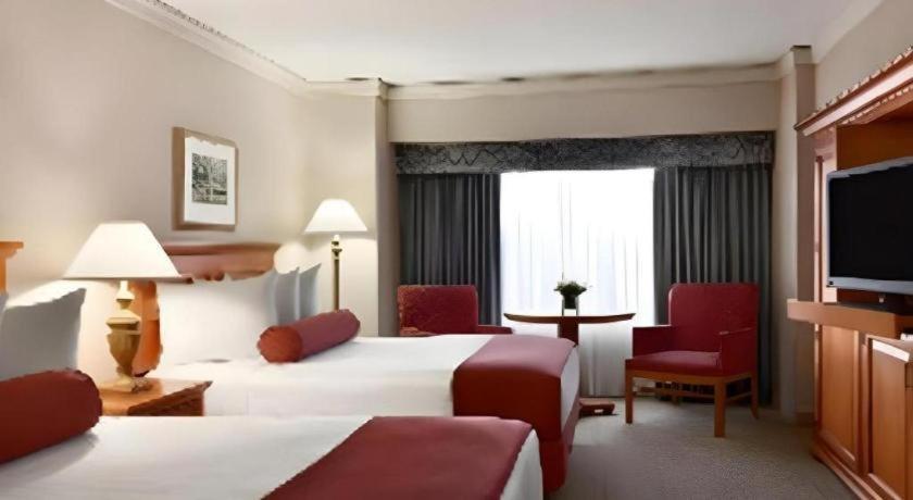 Harrahs Hotel Reno Bagian luar foto