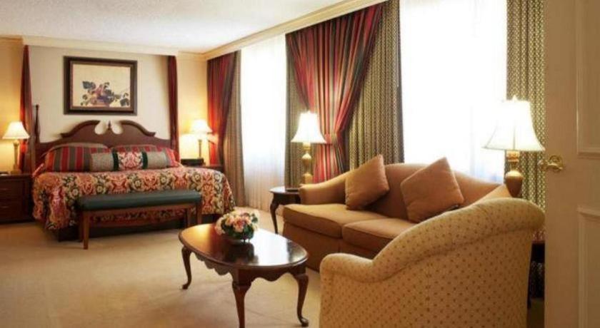 Harrahs Hotel Reno Bagian luar foto