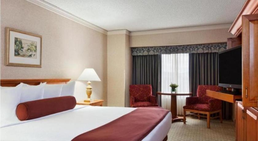 Harrahs Hotel Reno Bagian luar foto