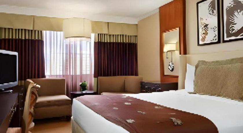 Harrahs Hotel Reno Bagian luar foto